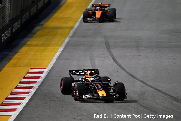 max-verstappen-red-bull-racing-gp-singapore-2025-zondag-lando-norris