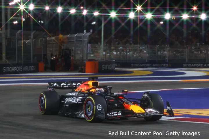 max-verstappen-red-bull-racing-vrijdag-singapore-2025