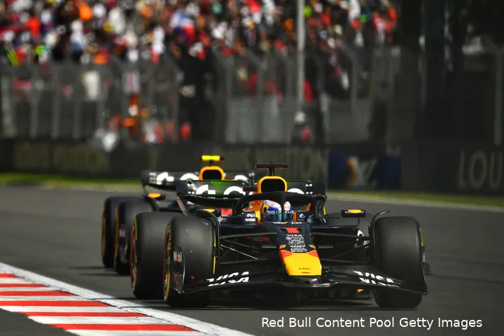 max-verstappen-yuki-tsunoda-red-bull-racing-gp-2025-zaterdag