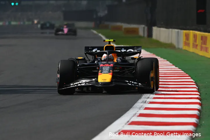 yuki-tsunoda-red-bull-racing-gp-mexico-2025-vrijdag
