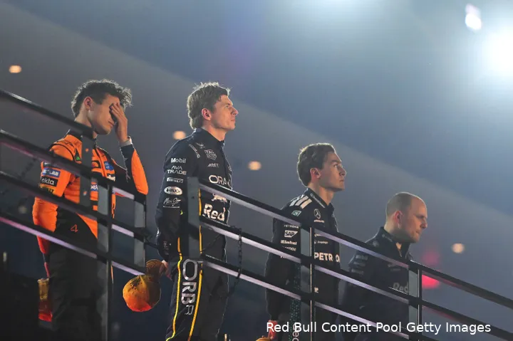 gianpiero-lambiase-red-bull-racing-gp-las-vegas-2025-zondag-max-verstappen-mercedes-george-russell-lando-norris-mclaren-3