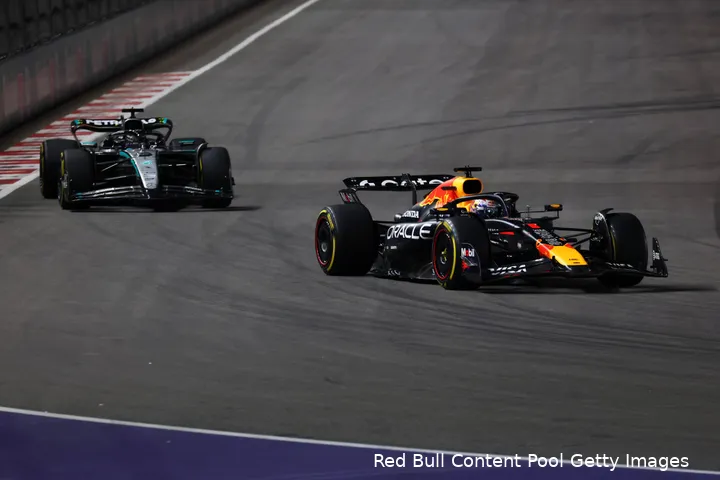 max-verstappen-red-bull-racing-gp-las-vegas-2025-zondag-george-russell-mercedes