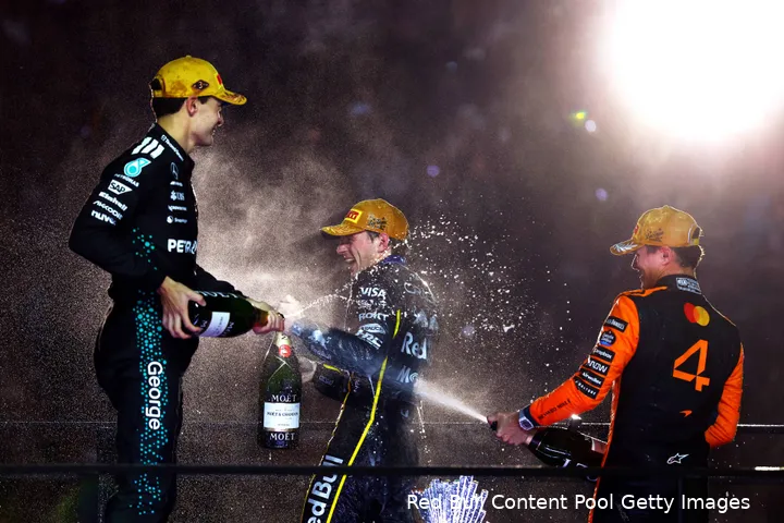 max-verstappen-red-bull-racing-gp-las-vegas-2025-zondag-mercedes-george-russell-lando-norris-mclaren-3