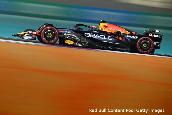 max-verstappen-red-bull-racing-gp-qatar-2025-zaterdag-16