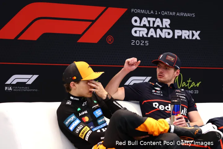 max-verstappen-red-bull-racing-gp-qatar-2025-zondag-oscar-piastri-mclaren-2