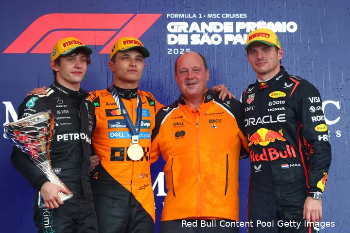 max-verstappen-red-bull-racing-gp-sao-paulo-brazilie-2025-zondag-andrea-kimi-antonelli-mercedes-mclaren-lando-norris-podium-4