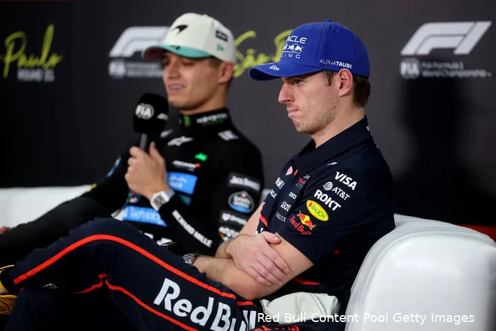 max-verstappen-red-bull-racing-gp-sao-paulo-brazilie-2025-zondag-mclaren-lando-norris