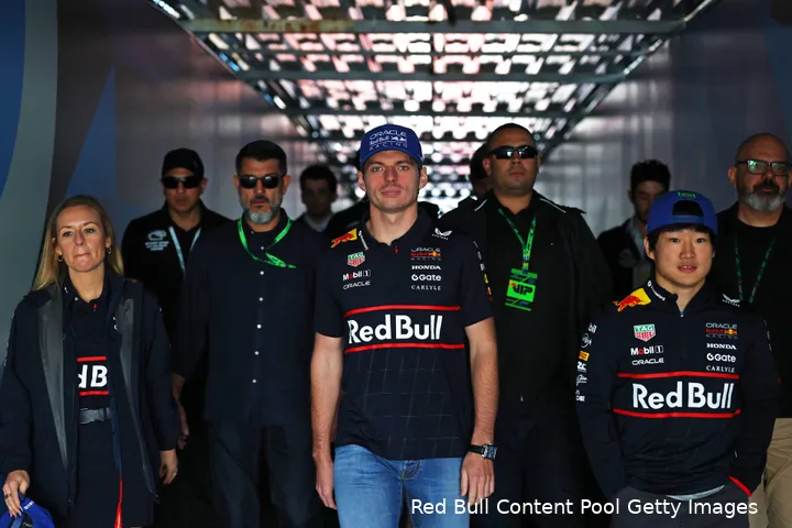 max-verstappen-yuki-tsunoda-2025-brazilië