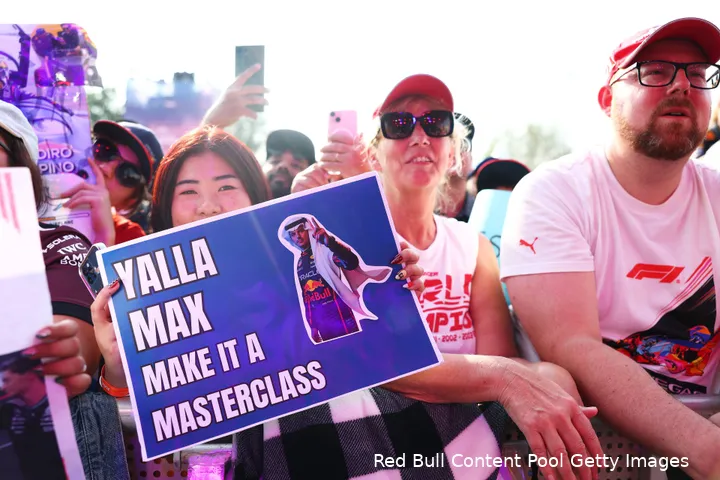max-verstappen-zaterdag-qatar-red-bull-racing-2025-fans