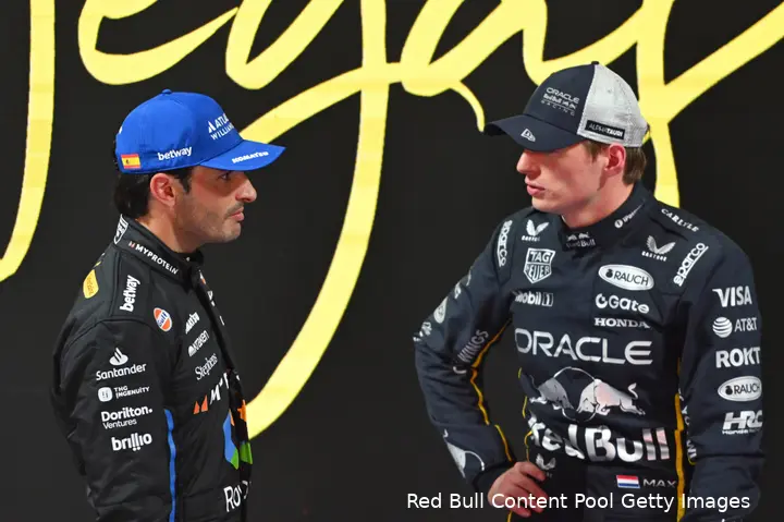 red-bull-racing-max-verstappen-gp-las-vegas-2025-zaterdag-carlos-sainz-williams