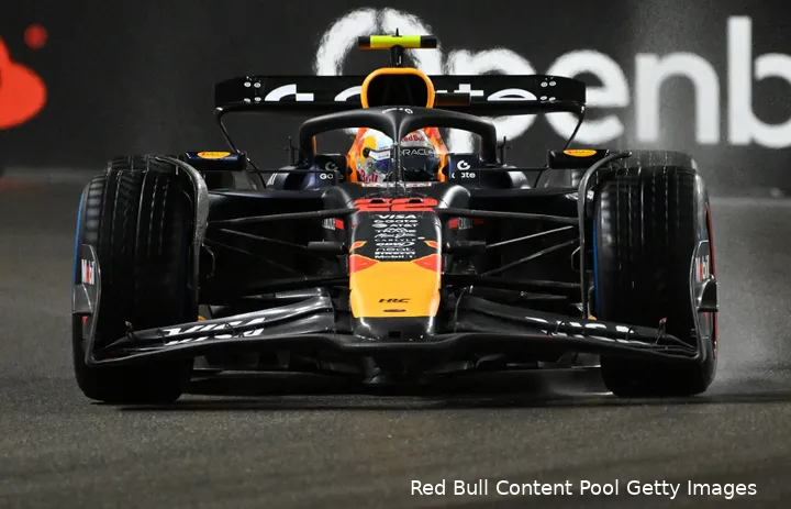red-bull-racing-yuki-tsunoda-gp-las-vegas-2025-zaterdag-2