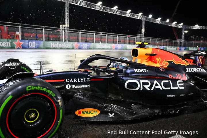red-bull-racing-yuki-tsunoda-gp-las-vegas-2025-zaterdag-3
