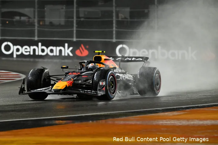 red-bull-racing-yuki-tsunoda-gp-las-vegas-2025-zaterdag