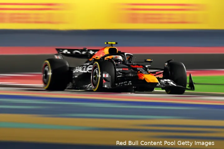 yuki-tsunoda-red-bull-racing-gp-qatar-vrijdag-2