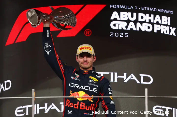max-verstappen-red-bull-racing-gp-abu-dhabi-2025-zondag-4