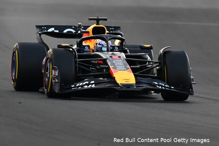 max-verstappen-red-bull-racing-gp-abu-dhabi-2025-zondag-7