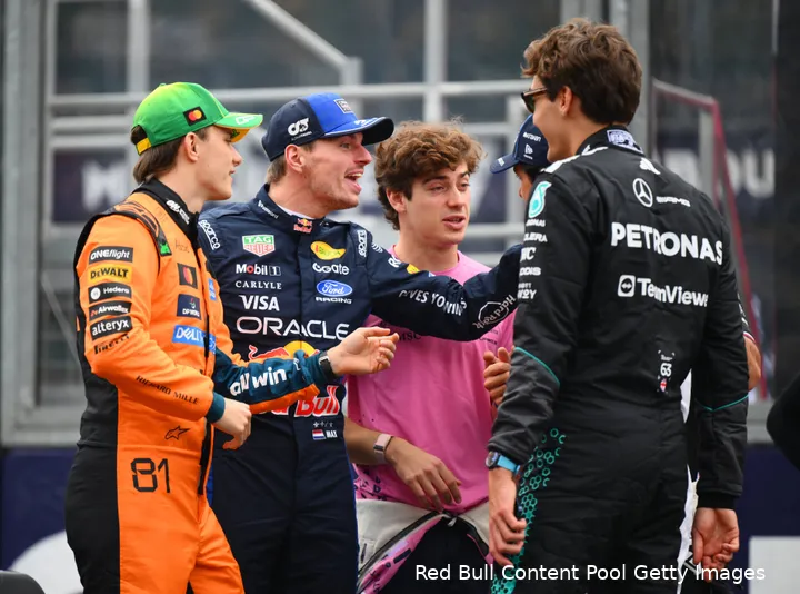 red-bull-racing-max-verstappen-gp-australie-zondag-2026-george-russell-mercedes-franco-colapinto-alpine-oscar-piastri-mclaren