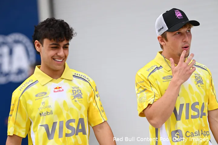 arvid-lindblad-liam-lawson-visa-cash-app-racing-bulls-gp-miami-2026-zondag