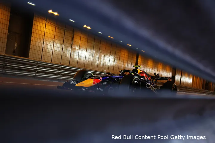 isack-hadjar-red-bull-racing-vrijdag-training-monaco