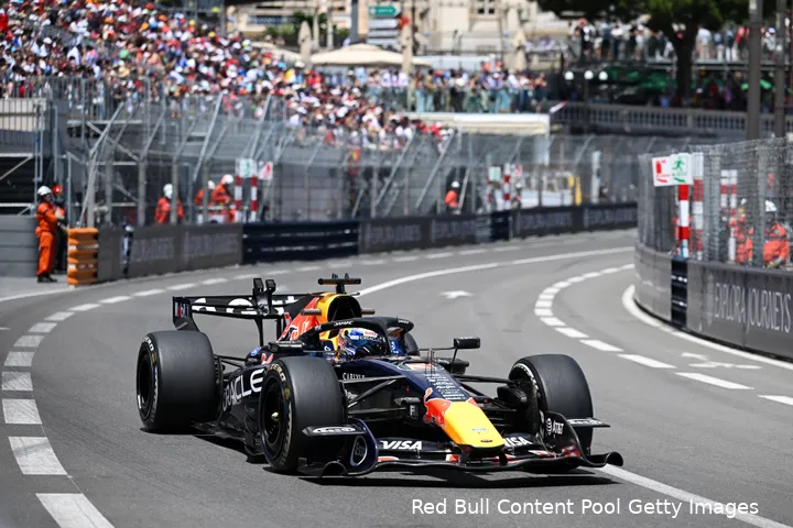 max-verstappen-red-bull-racing-vrijdag-training-monaco