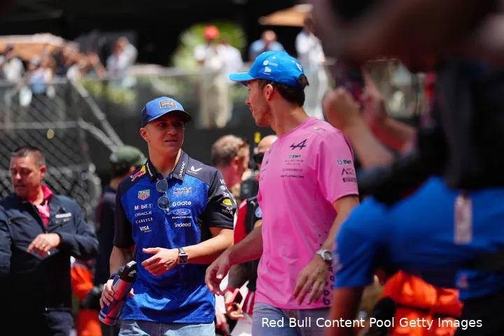 pierre-gasly-alpine-isack-hadjar-red-bull-racing-2026-monaco-zondag-grand-prix