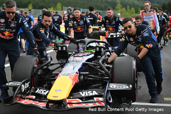 isack-hadjar-red-bull-racing-gp-belgie-2026-zondag