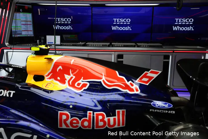 isack-hadjar-red-bull-racing-gp-groot-brittannie-2026-zondag-2