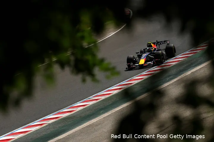 isack-hadjar-red-bull-racing-gp-hongarije-2026-vrijdag