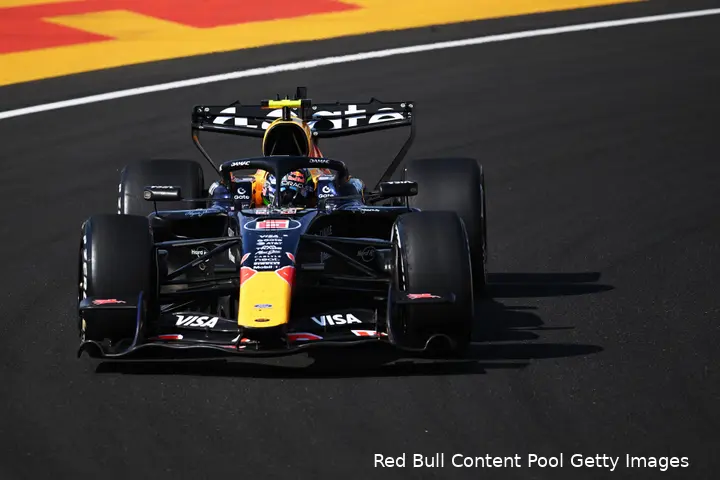 isack-hadjar-red-bull-racing-gp-hongarije-2026-zondag-4