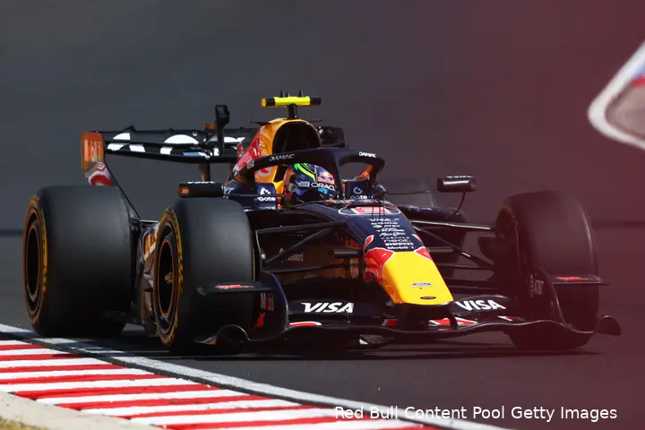 isack-hadjar-red-bull-racing-gp-hongarije-2026-zondag
