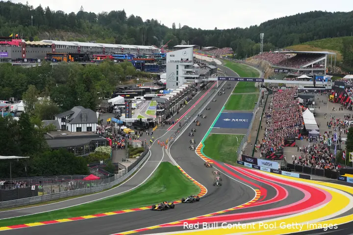 max-verstappen-red-bull-racing-gp-belgie-2026-zondag-mercedes-ferrari-mclaren-start-spa-francorchamps