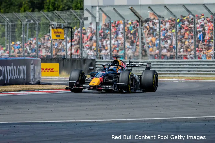 max-verstappen-red-bull-racing-gp-groot-brittannie-2026-zaterdag-12