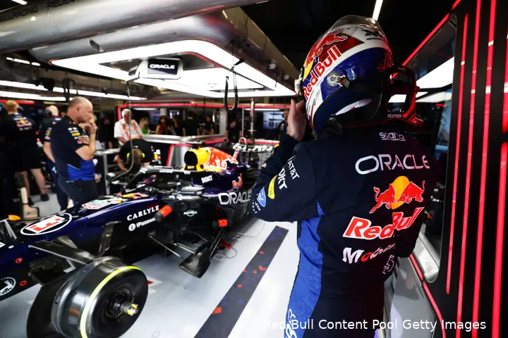 max-verstappen-red-bull-racing-gp-groot-brittannie-2026-zondag