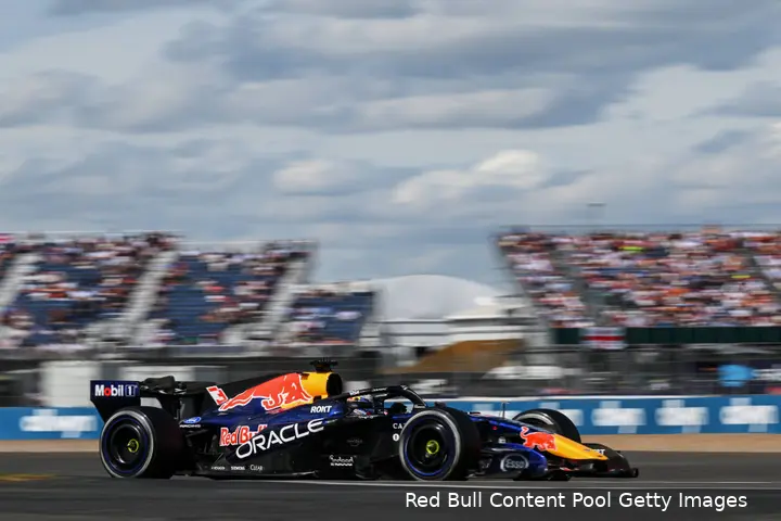 max-verstappen-red-bull-racing-gp-groot-brittannie-2026-zondag-7