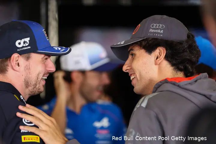 max-verstappen-red-bull-racing-gp-groot-brittannie-2026-zondag-gabriel-bortoleto-audi-pierre-gasly