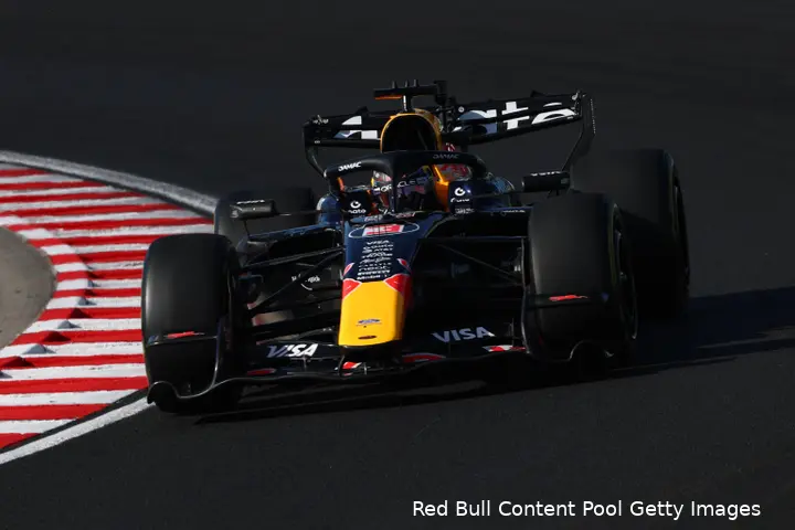 max-verstappen-red-bull-racing-gp-hongarije-2026-vrijdag