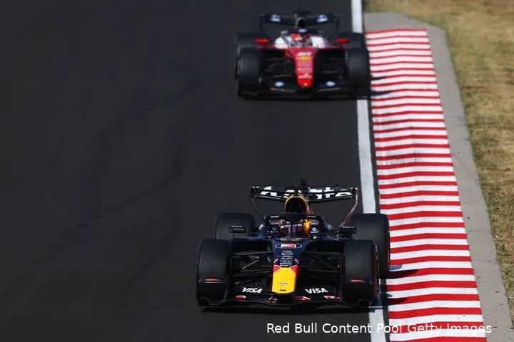 max-verstappen-red-bull-racing-gp-hongarije-2026-zondag-charles-leclerc