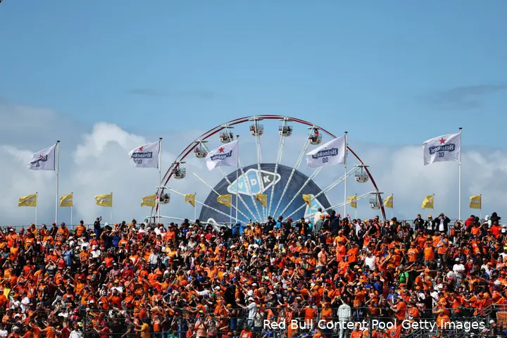 orange-army-zandvoort-fans-red-bull-racing-gp-nederland-2026-zondag