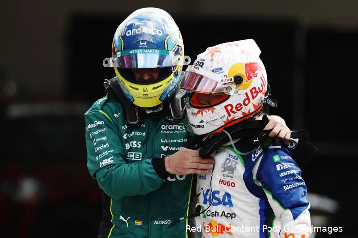yuki-tsunoda-visa-cash-app-racing-bulls-fernando-alonso-aston-martin-gp-nederland-2026-zondag