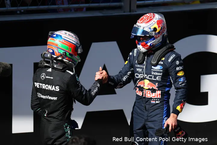 kimi-antonelli-mercedes-max-verstappen-red-bull-racing-gp-spanje-2026-zondag