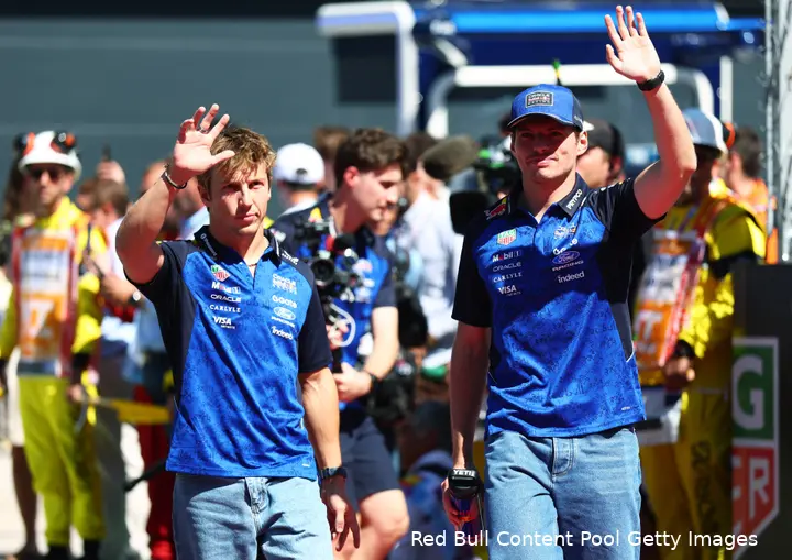 liam-lawson-max-verstappen-red-bull-racing-gp-spanje-2026-zondag