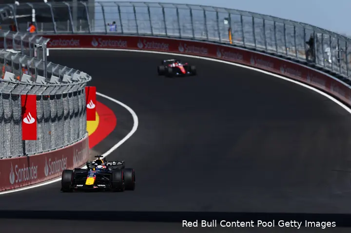 max-verstappen-red-bull-racing-gp-spanje-2026-zondag