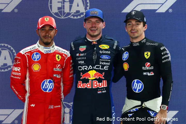 max-verstappen-red-bull-racing-gp-singapore-2026-zaterdag-poleposition-ferrari-lewis-hamilton-charles-leclerc-2