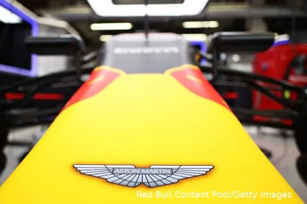 logo aston martin red bull