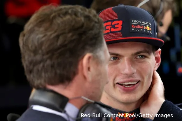 Verstappen lachend met Horner