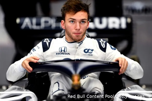 Pierre gasly AlphaTauri AT01 2