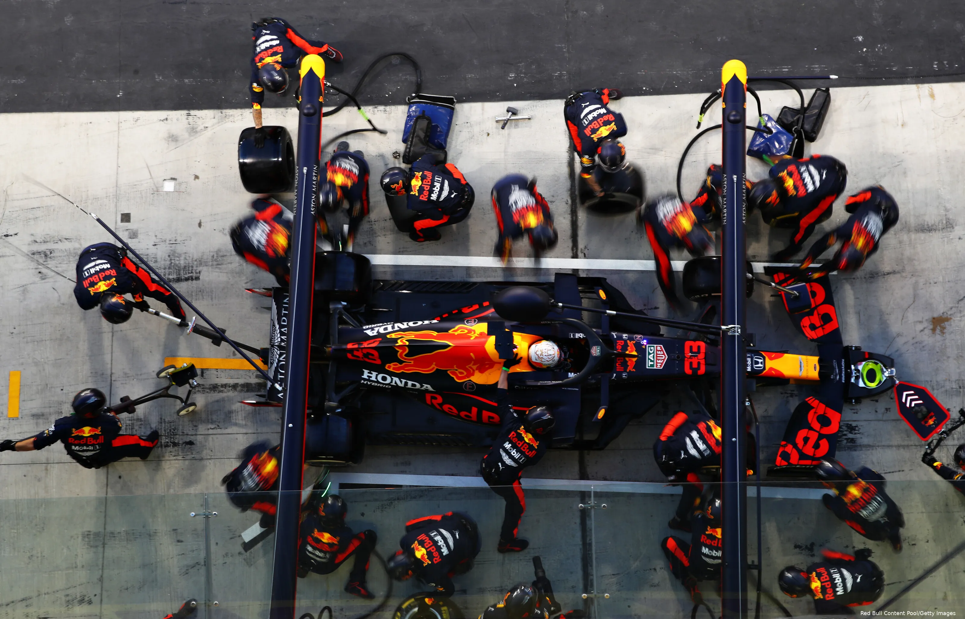 Max Verstappen pitstop