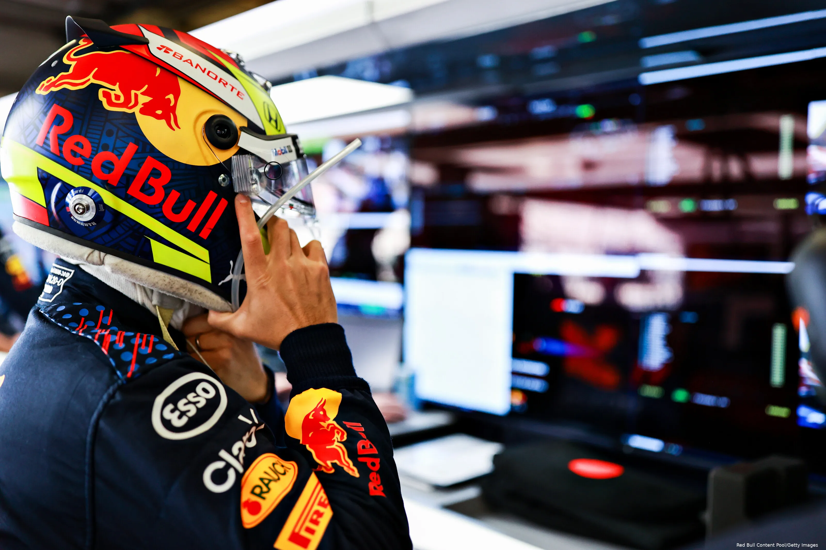 perez redbull portugal helm