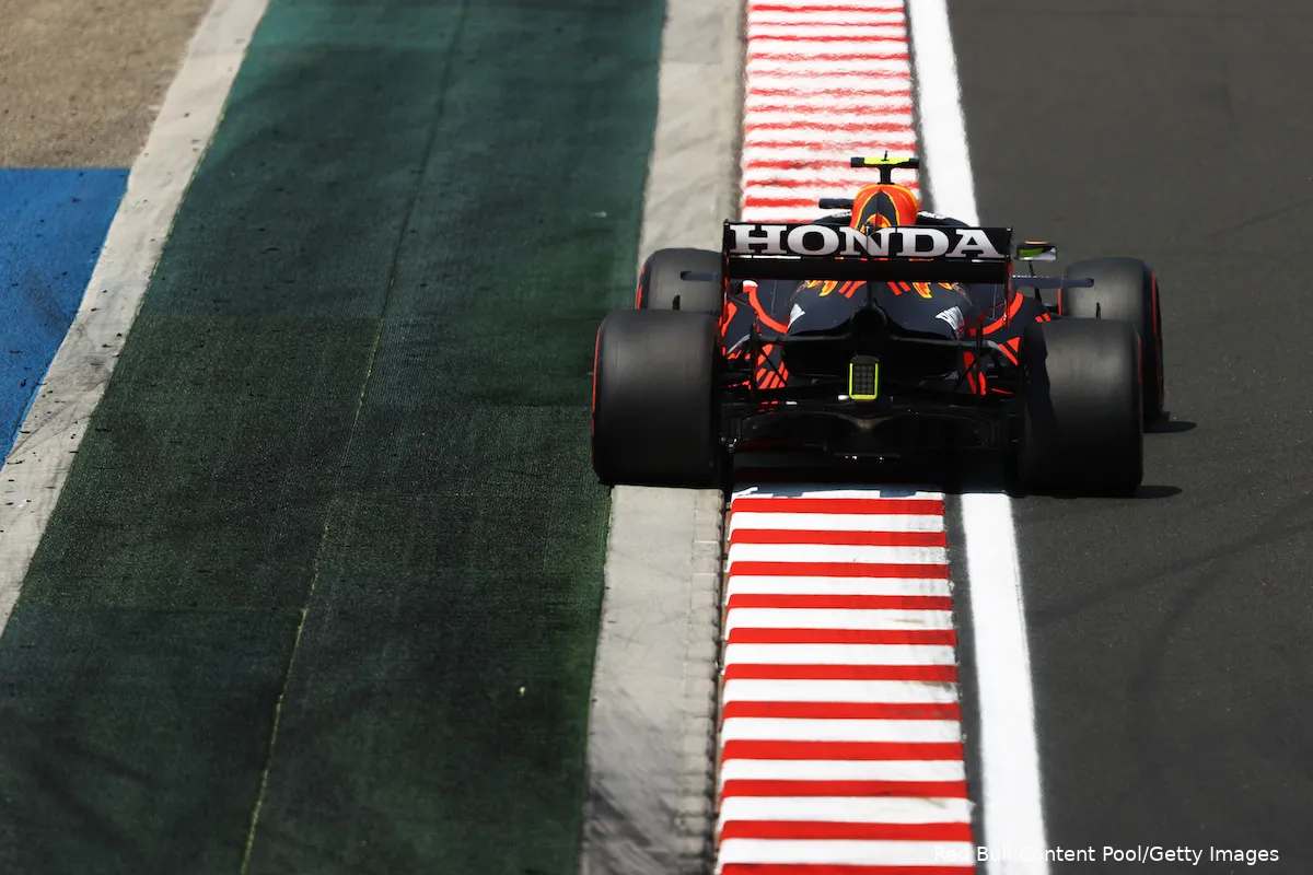 red bull hongarije 2021 verstappen achter