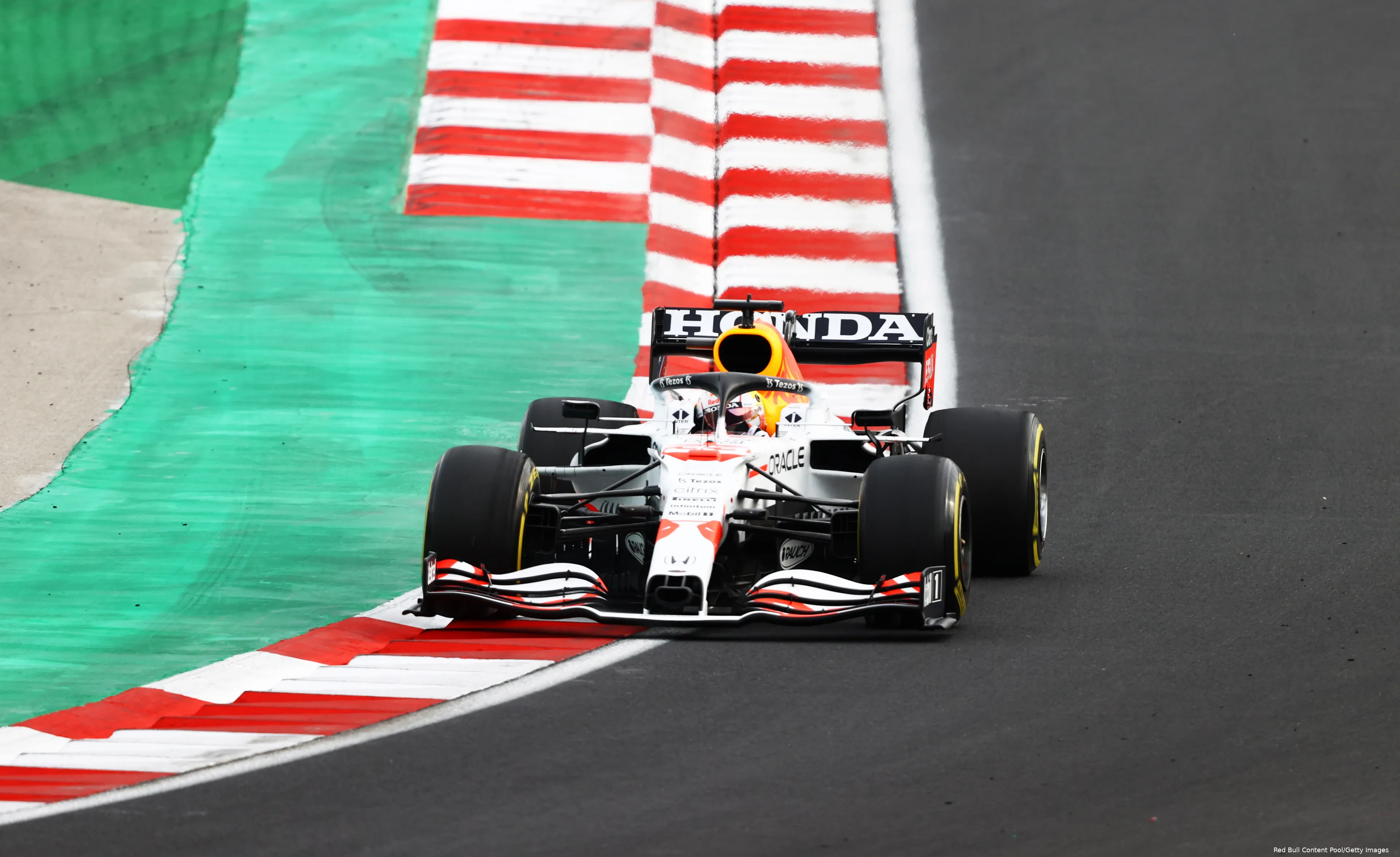 max verstappen gp turkije 2021 rb16b